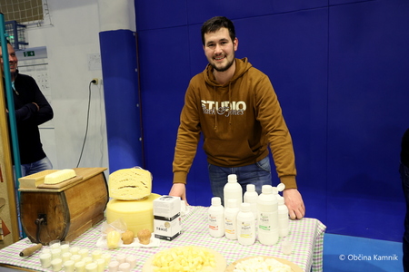 Ko v naši dolini zadiši  (32)